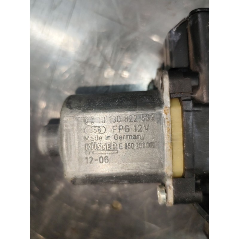 Recambio de elevalunas trasero izquierdo para volkswagen polo v (6r1, 6c1) 1.6 tdi referencia OEM IAM e850201 - Negro 2
