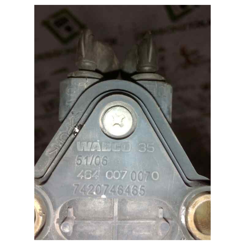 Recambio de valvula aire para renault magnum ab 2005 cabina adel.tractor semirr. 4x2 4xx.18 gran espacio referencia OEM IAM 7420 - Blanco 2
