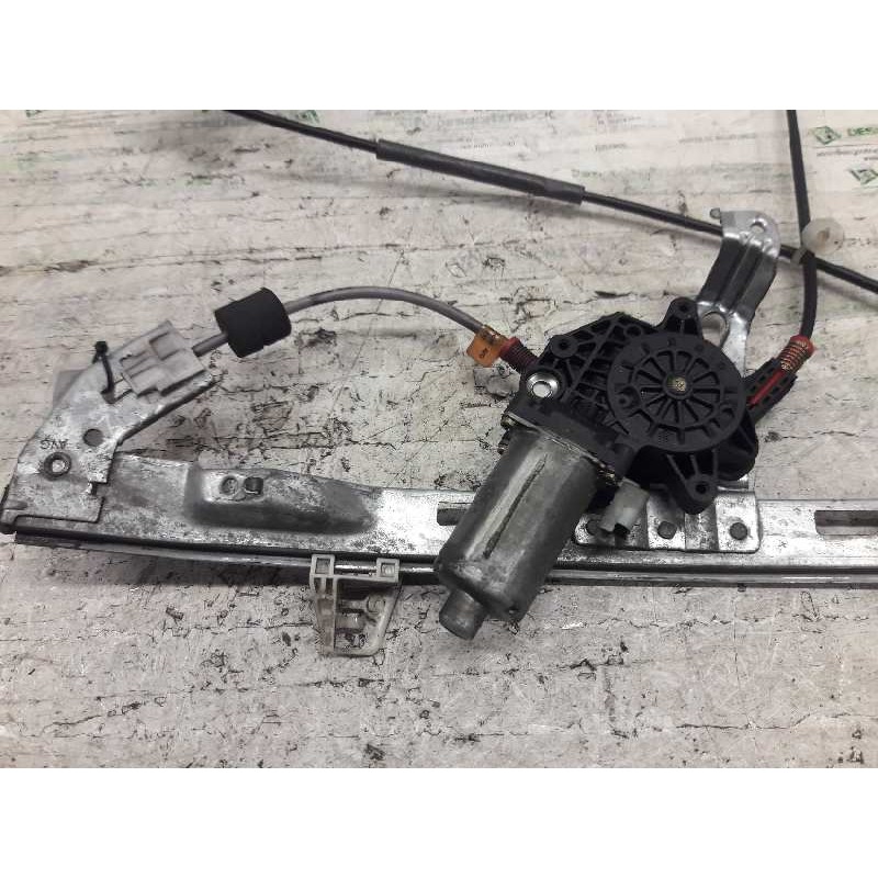 Recambio de elevalunas delantero izquierdo para peugeot 206 berlina xt referencia OEM IAM - Azul 2