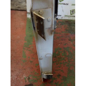 Recambio de puerta delantera derecha para volvo trucks f 12 f 12/360 (356cv) referencia OEM IAM   
