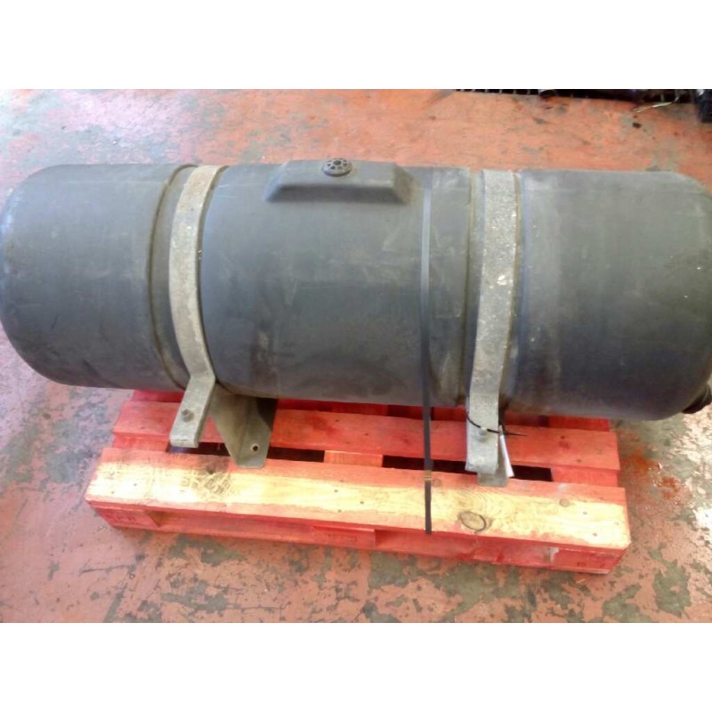 Recambio de deposito combustible para . no identificado referencia OEM IAM  250 LITROS ESTIMADOS 
