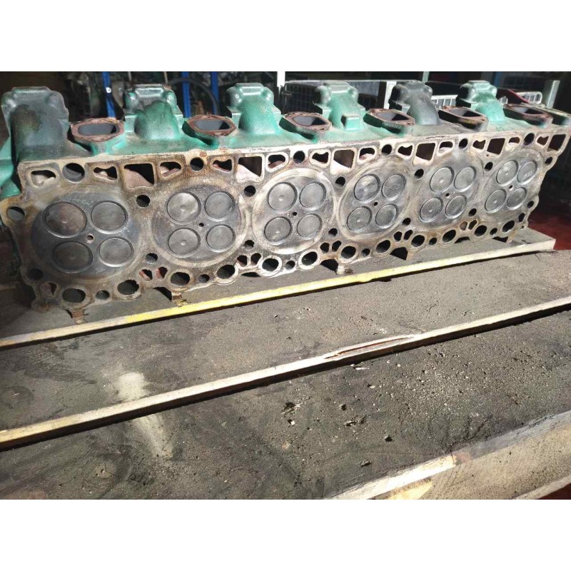 Recambio de culata para volvo fl 240 fg 4x2 cabina para grupos (l4h1c) referencia OEM IAM 20993095 - Blanco 2