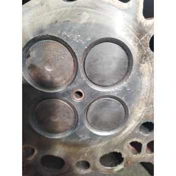 Recambio de culata para volvo fl xxx fg 4x2 cabina para grupos (l4h1c) referencia OEM IAM 20993095  