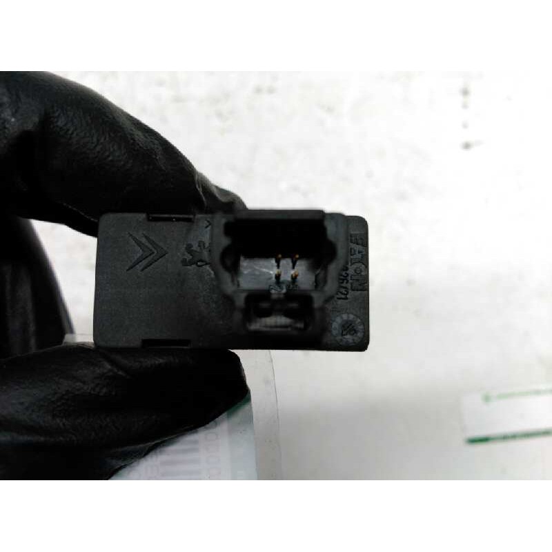 Recambio de mando elevalunas trasero izquierdo para peugeot 307 (s1) xr referencia OEM IAM 6554E8 2