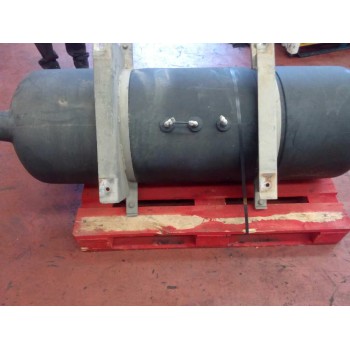 Recambio de deposito combustible para . no identificado referencia OEM IAM  250 LITROS ESTIMADOS 