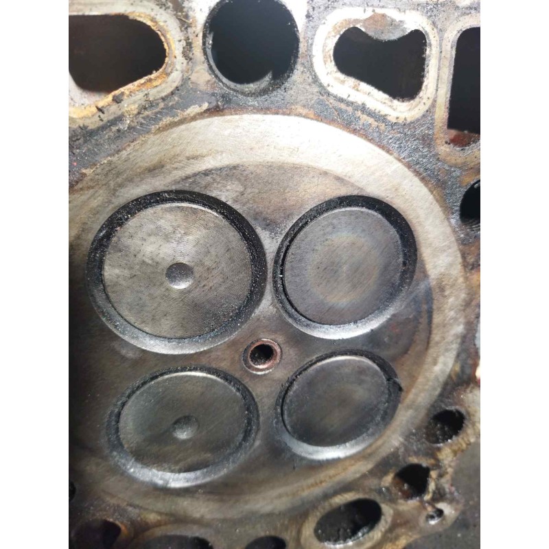 Recambio de culata para volvo fl 240 fg 4x2 cabina para grupos (l4h1c) referencia OEM IAM 20993095 - Blanco 8