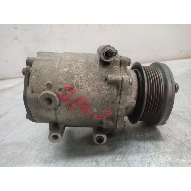 Recambio de compresor aire acondicionado para ford fiesta (cbk) ambiente referencia OEM IAM - Blanco 2