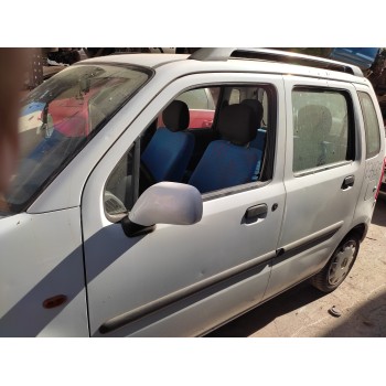 opel agila del año 2000