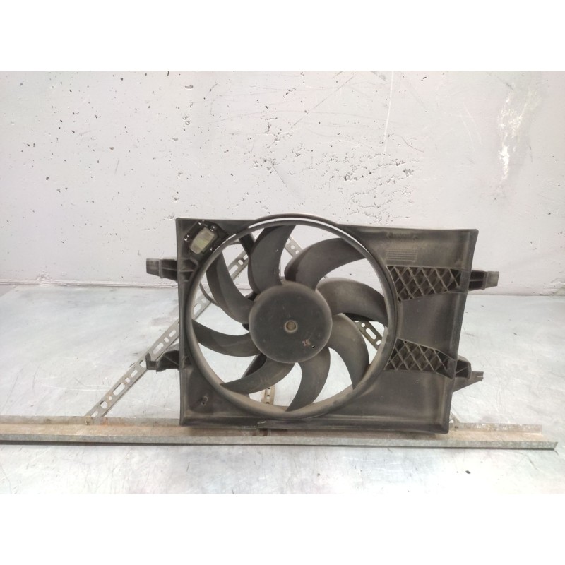 Recambio de electroventilador para ford fiesta (cbk) ambiente referencia OEM IAM - Blanco 2