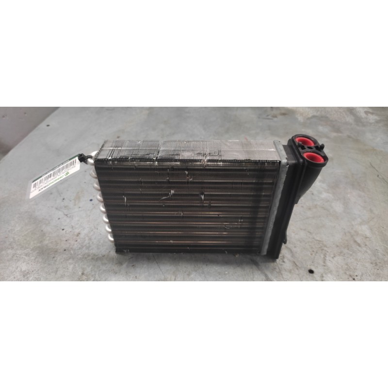 Recambio de radiador calefaccion / aire acondicionado para peugeot 208 style referencia OEM IAM 2