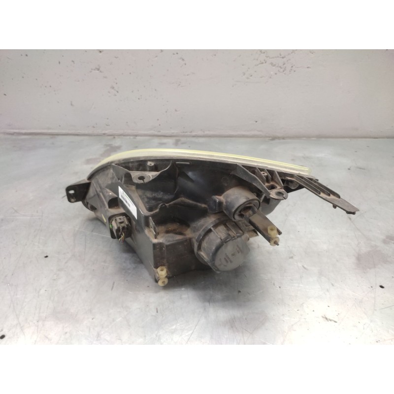 Recambio de faro derecho para ford fiesta (cbk) ambiente referencia OEM IAM - Blanco 2