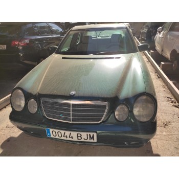 mercedes-benz clase e (w210) berlina diesel del año 2001