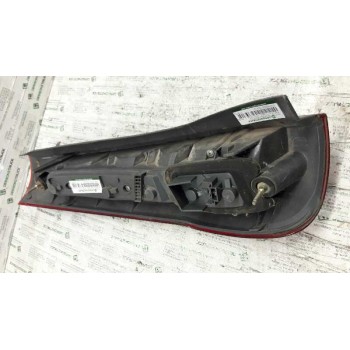 Recambio de piloto trasero derecho para fiat punto berl. (176) 75 sx referencia OEM IAM 7730722  