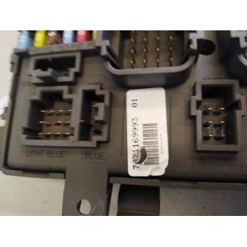Recambio de caja reles / fusibles para renault premium lander 10.8 diesel referencia OEM IAM 7421169993 518849401 