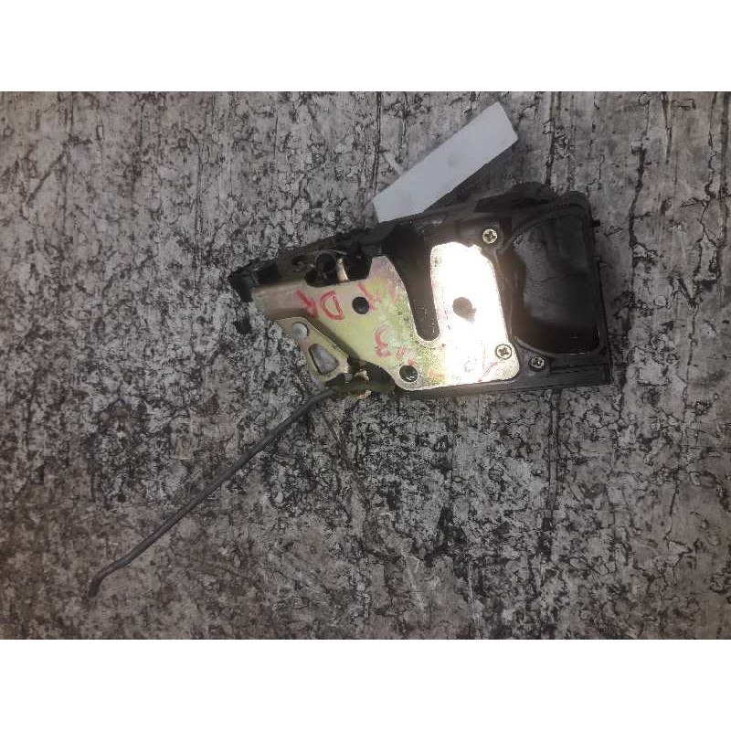 Recambio de cerradura puerta trasera derecha para chevrolet kalos 1.4 se referencia OEM IAM 4L23 2 PINS 