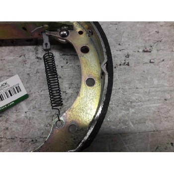 Recambio de zapatas de freno traseras para volkswagen polo (9n1) conceptline referencia OEM IAM  DERECHA 