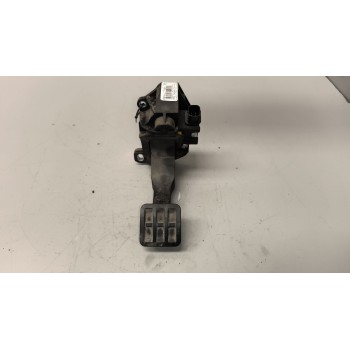 Recambio de pedal acelerador para renault serie t 10.8 diesel referencia OEM IAM 7484541219  
