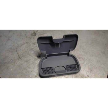 Recambio de guarnecido portaobjetos para ford ka (ccq) básico referencia OEM IAM   