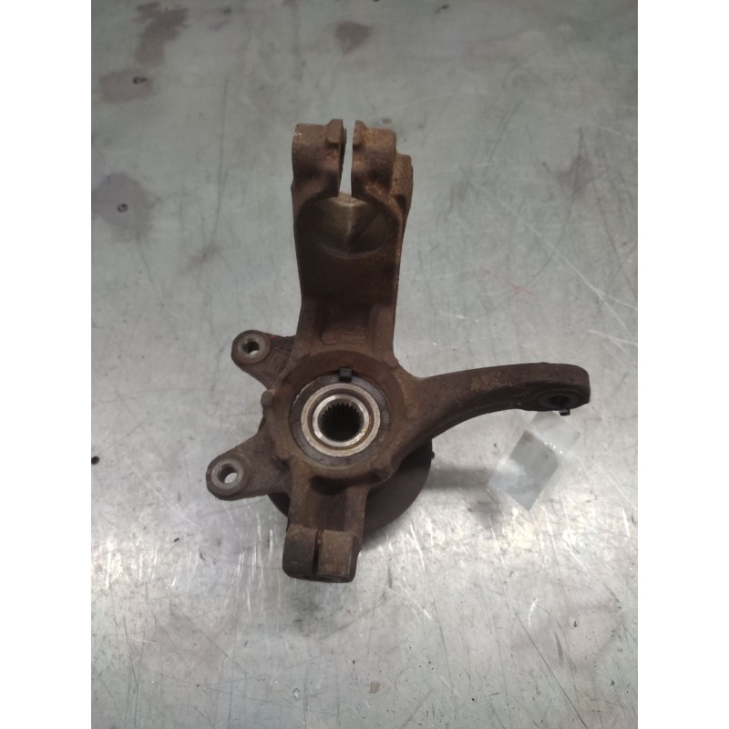 Recambio de mangueta delantera derecha para ford fiesta (cbk) ambiente referencia OEM IAM - Blanco 2