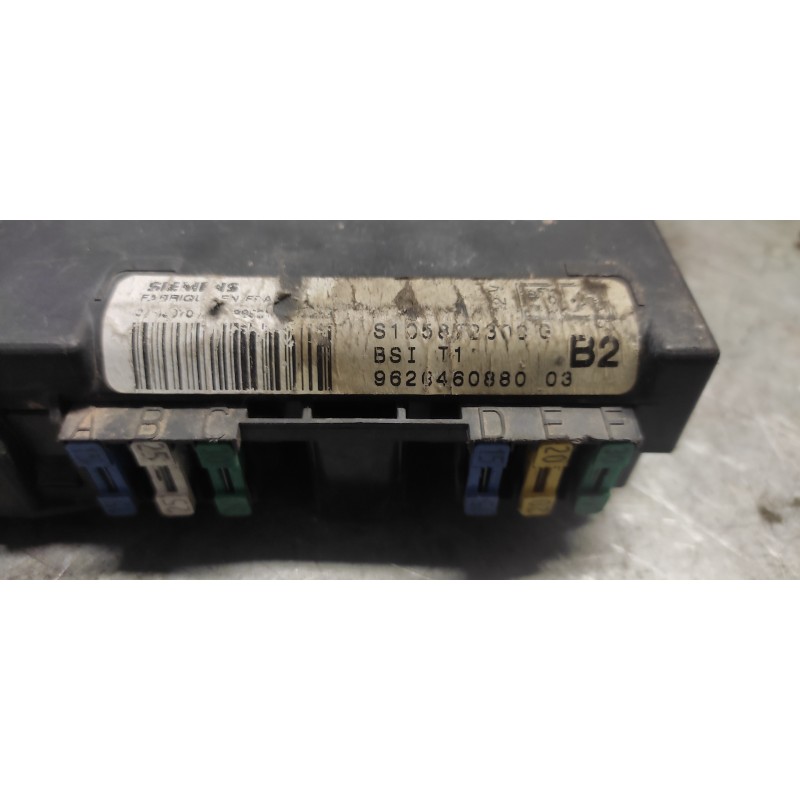Recambio de caja reles / fusibles para peugeot 206 berlina 1.9 diesel referencia OEM IAM 9626460880  BSI 3