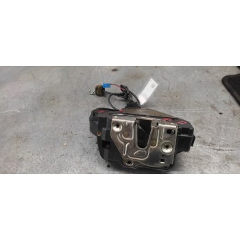 CERRADURA PUERTA TRASERA DERECHA 2117300635013 