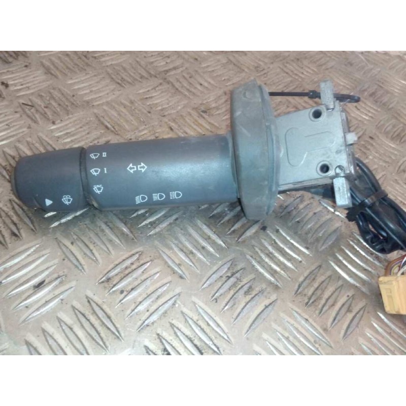 Recambio de mando intermitentes para man tg - a 18.xxx fg / bb   (e3/e4) l referencia OEM IAM 81255090144 VALEO 