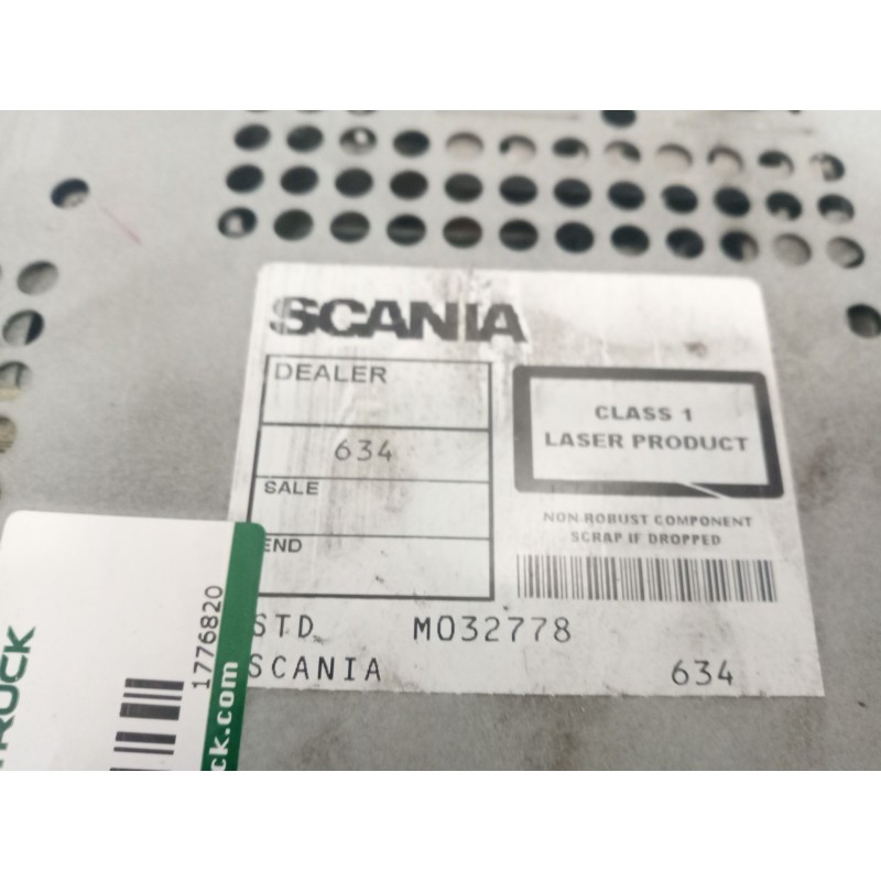 Recambio de sistema audio / radio cd para scania serie p/g/r (c-clase) 15.6 diesel referencia OEM IAM 1776820 - Blanco 4