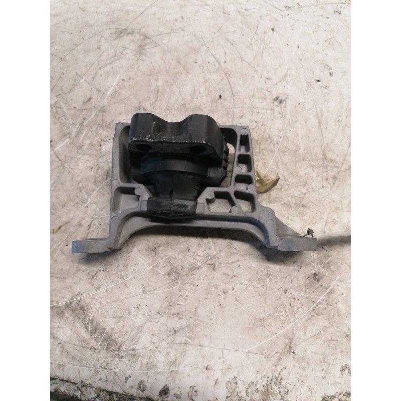 Recambio de soporte motor para ford focus berlina (cap) 1.6 tdci cat referencia OEM IAM   