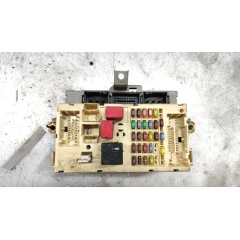 CAJA RELES / FUSIBLES PA66GB15 