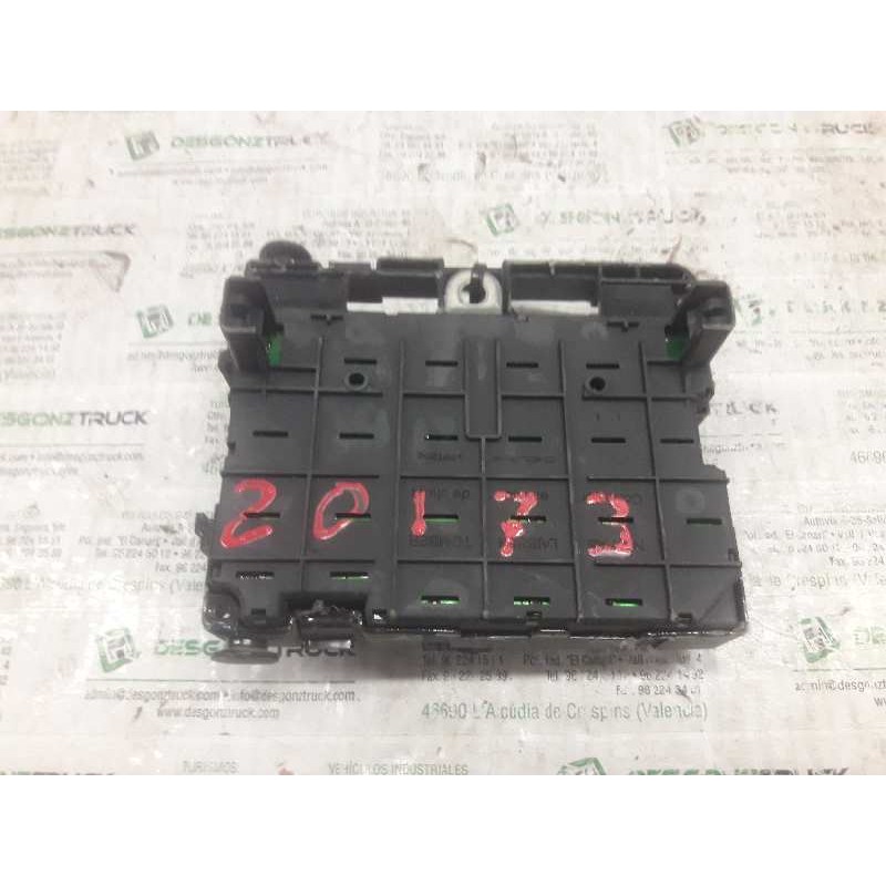 Recambio de caja reles / fusibles para peugeot 206 berlina xt referencia OEM IAM 9650664080 42848443 BSM - Negro 2