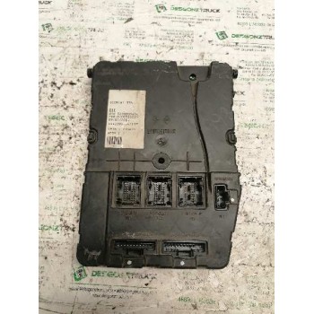CAJA RELES / FUSIBLES 8200306434 8200326031 