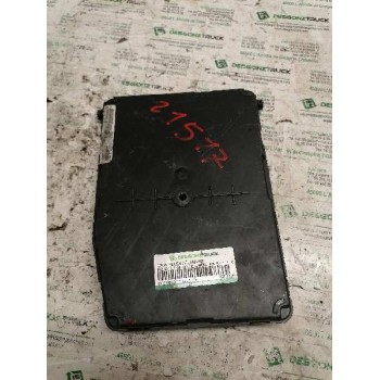 Recambio de caja reles / fusibles para renault megane ii berlina 5p referencia OEM IAM 8200306434 8200326031 
