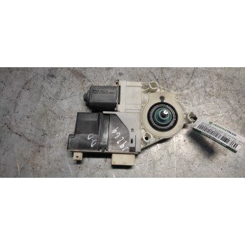 MOTOR ELEVALUNAS DELANTERO DERECHO 996388102 