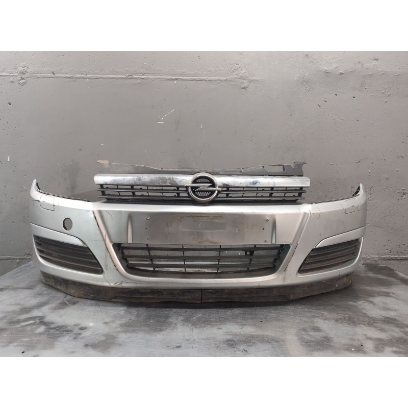 Recambio de paragolpes delantero para opel astra h berlina cosmo referencia OEM IAM   