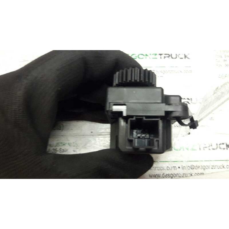 Recambio de motor regulador climatizacion para alfa romeo 147 (190) 1.6 16v cat referencia OEM IAM 52495066 2