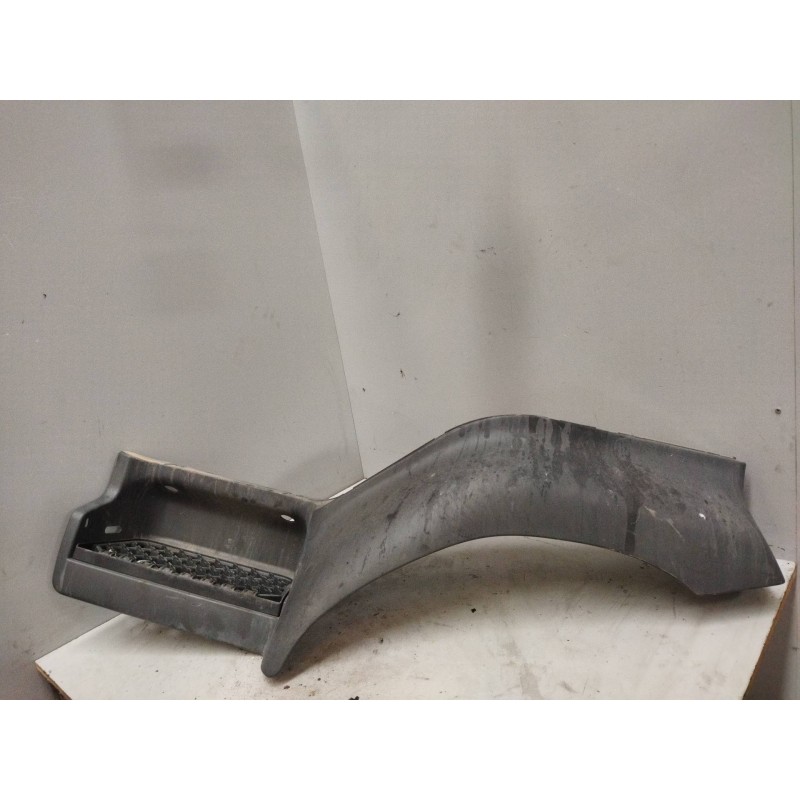 Recambio de paso rueda delantero izquierdo para renault d narrow referencia OEM IAM 5010353498  