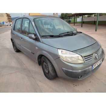 renault scenic ii del año 2004