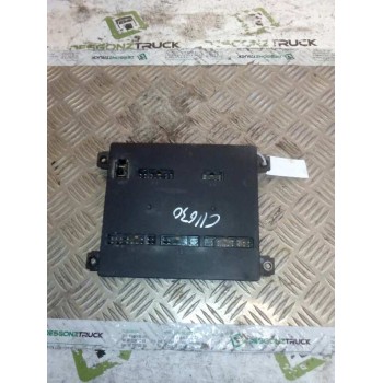 Recambio de caja reles / fusibles para nissan trade 100 caja cerrada, techo elevado referencia OEM IAM 24063G4901  