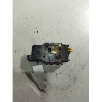 Recambio de maneta interior delantera izquierda para nissan trucks atleon 130.21 referencia OEM IAM   