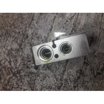 Recambio de valvula expansion para renault clio iii 20 aniversario referencia OEM IAM 2AH03521212064 N668754F045 