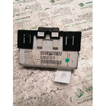 Recambio de pantalla multifuncion para renault megane ii berlina 5p referencia OEM IAM 8200107839 216764970 