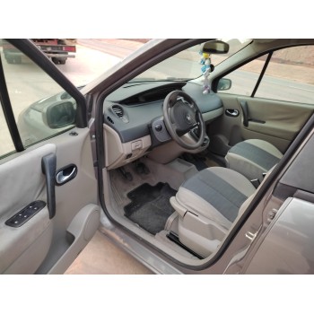 renault scenic ii del año 2004