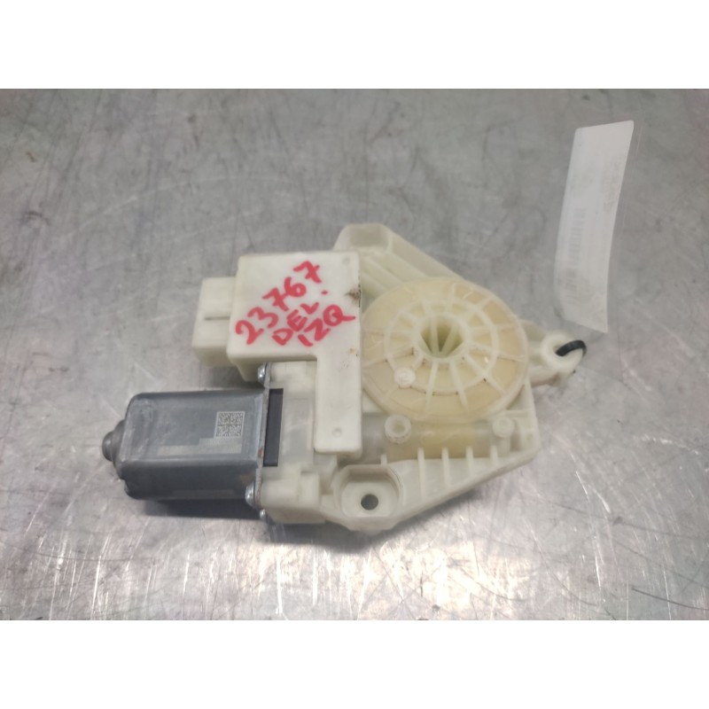 Recambio de motor elevalunas delantero izquierdo para skoda rapid ambition referencia OEM IAM 6V1959801B  6 PINS