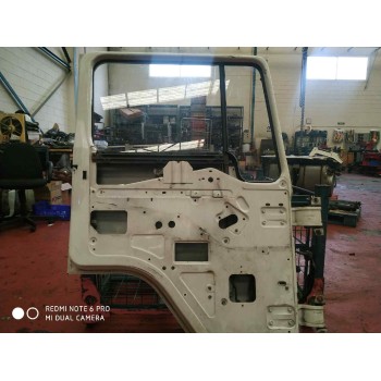 Recambio de puerta delantera izquierda para nissan trucks m m-90.150 referencia OEM IAM   
