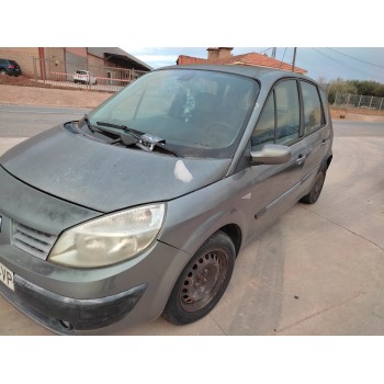 renault scenic ii del año 2004