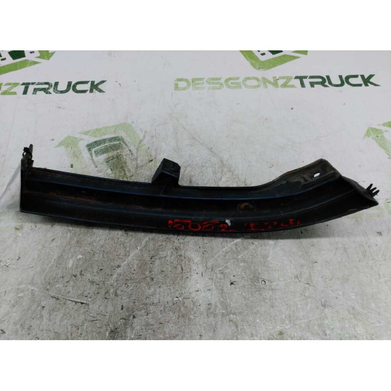 Recambio de molduras delanteras para opel zafira a club referencia OEM IAM 90580651LH BAJO FARO IZQUIERDO 2