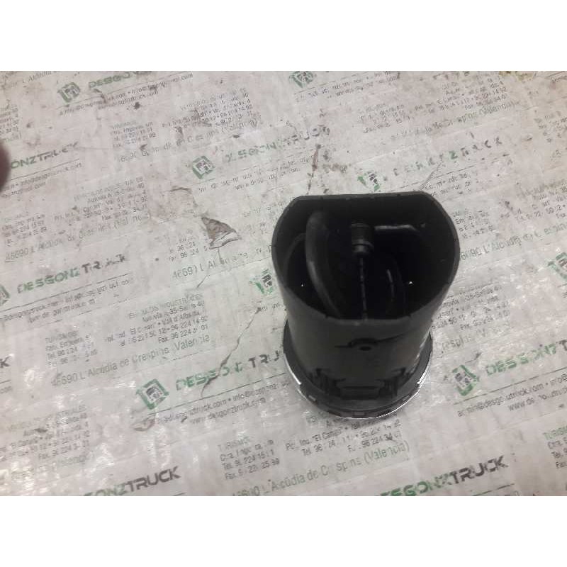 Recambio de difusor calefaccion para peugeot 308 confort referencia OEM IAM 9658515377 CENTRAL DERECHO - Negro 2