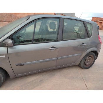 renault scenic ii del año 2004