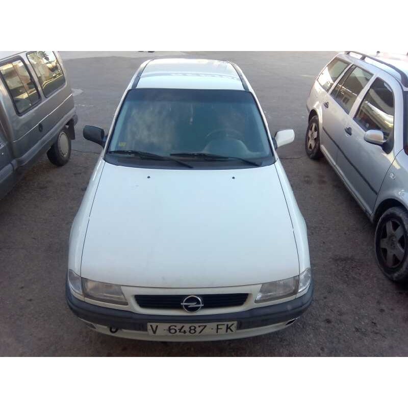 OPEL ASTRA F BERLINA