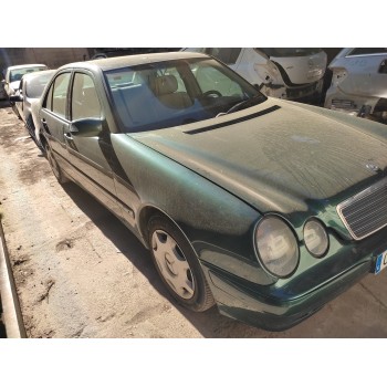mercedes-benz clase e (w210) berlina diesel del año 2001